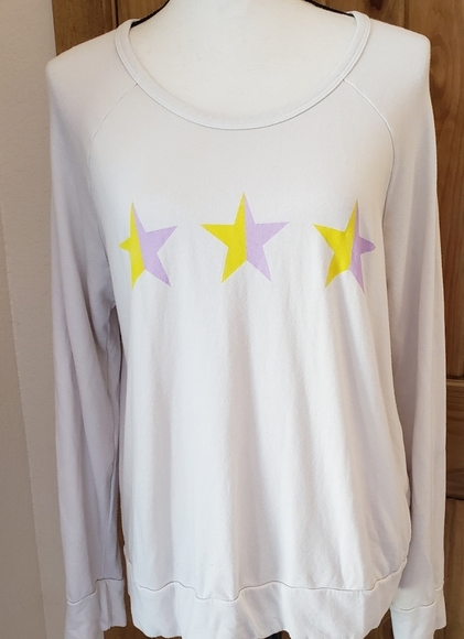 Sundry Stars Lightweight Pullover Top - Picture 6 of 6